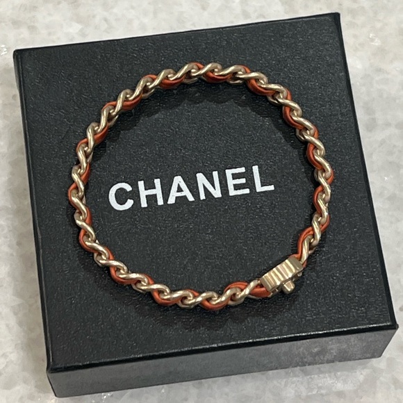 Chanel CC Orange Leather Woven Chain Bangle Bracelet 21CM - Picture 3 of 10